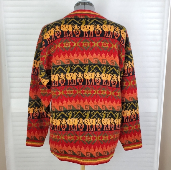 LAST CHANCE Alpaca Fina | wool button down cardigan | Med - Picture 4 of 7